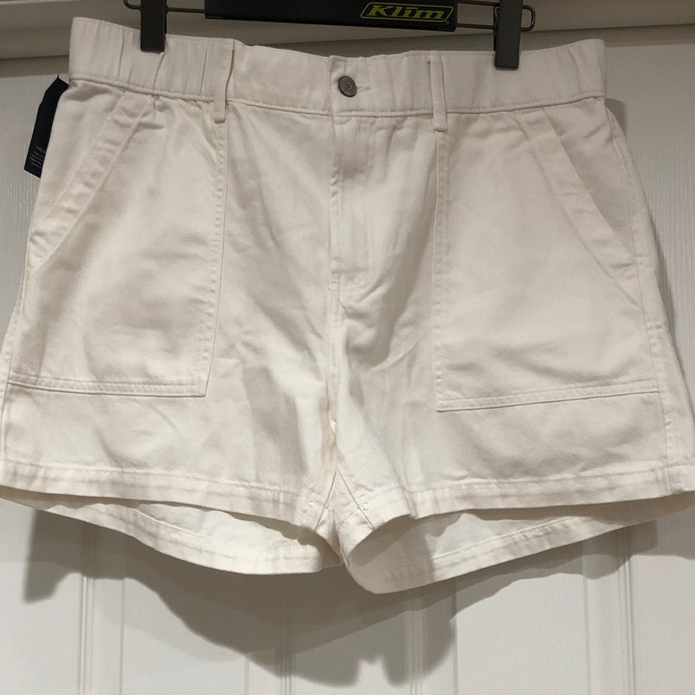 Women's White Elastic Waist Shorts